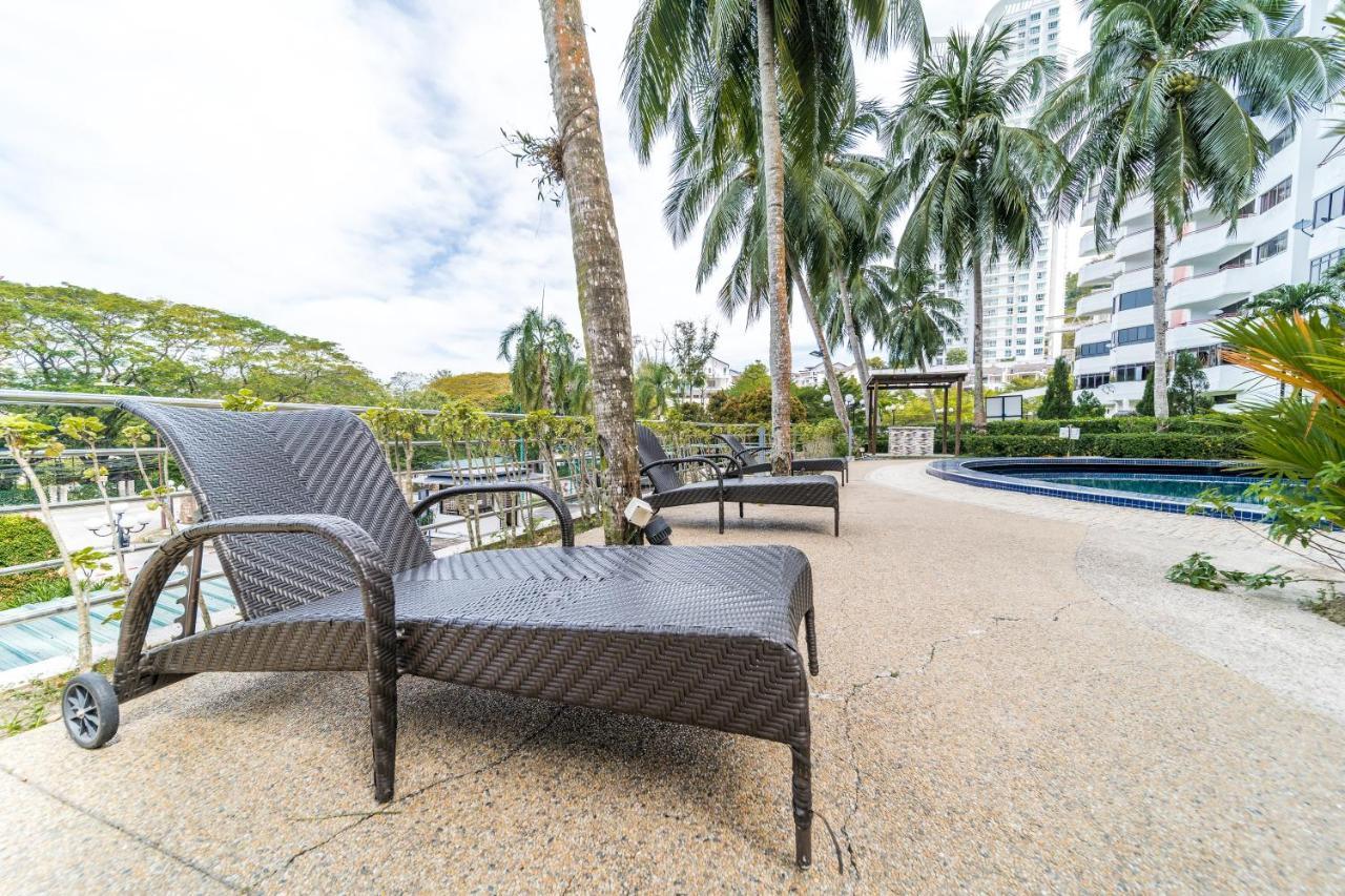 Pantai Seaview Resort Batu Ferringhi 1801 - 3 Rooms ภายนอก รูปภาพ